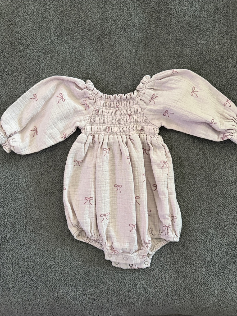 Quincy Mae Pink Bow-Print Smocked Baby Bottom Romper 3-6